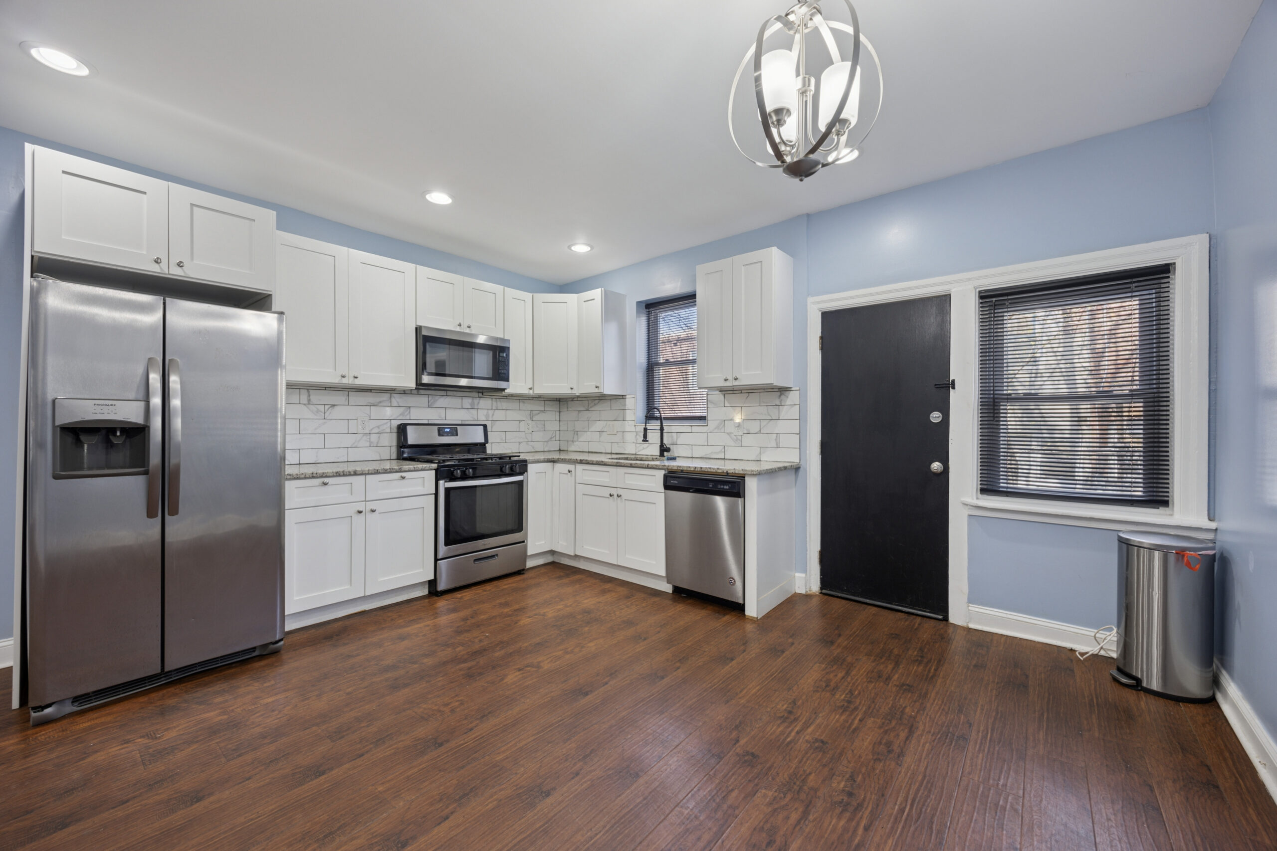 3110 Juniper