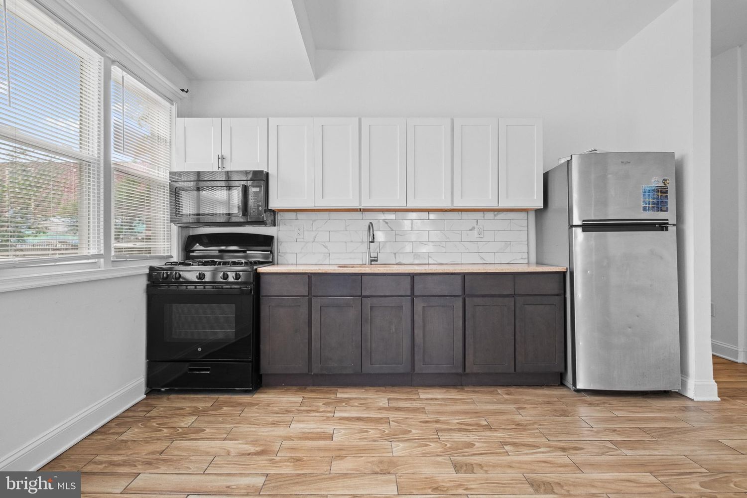 3110 Juniper