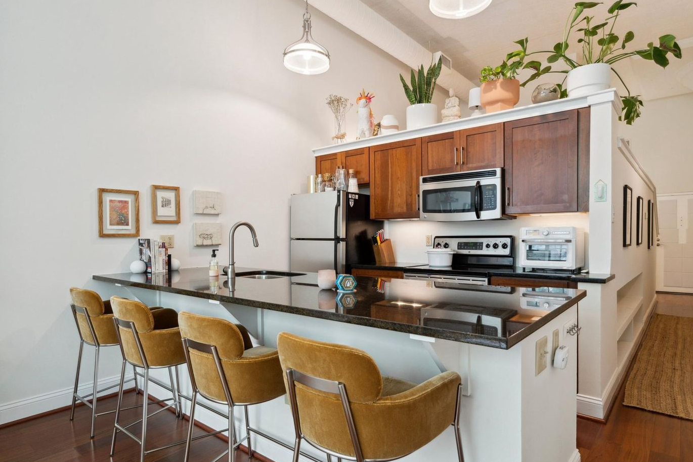 3110 Juniper