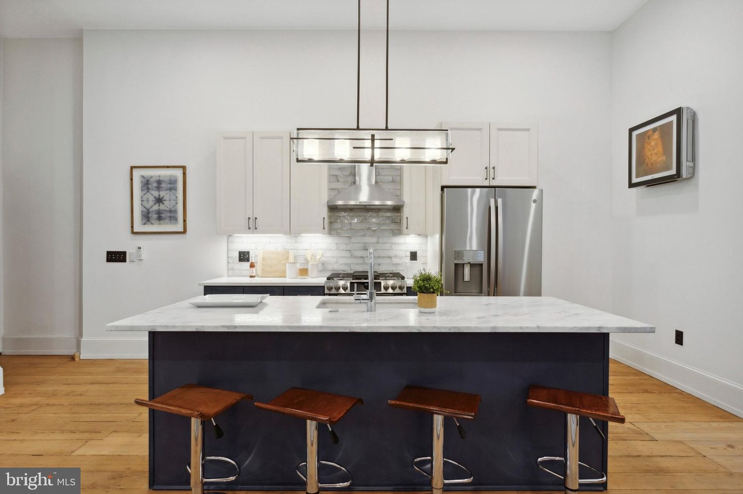 3110 Juniper