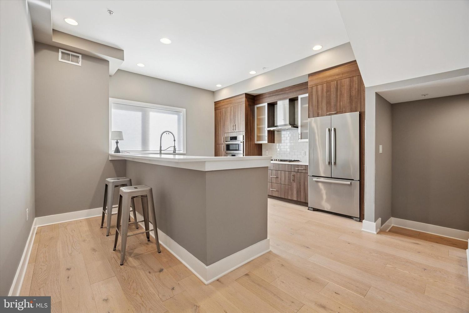 1500x1000 - 2025-11-04T113919.659 3110 Juniper